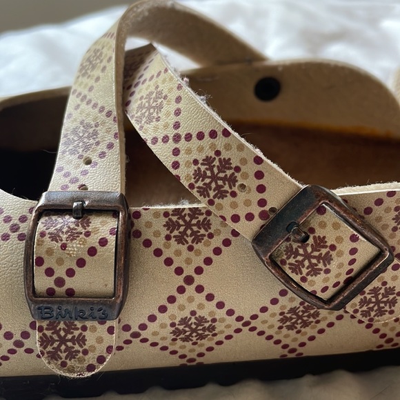 Birki’s by Birkenstock 2 Strap Mary Jane Clog Sandal - Picture 6 of 8